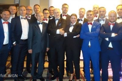 Franczyza nieruchomości czy własne biuro?