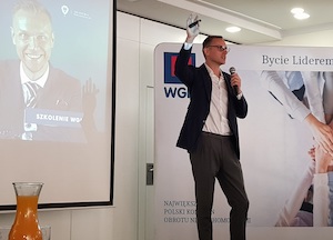 Zarobki we własnym biurze nieruchomości