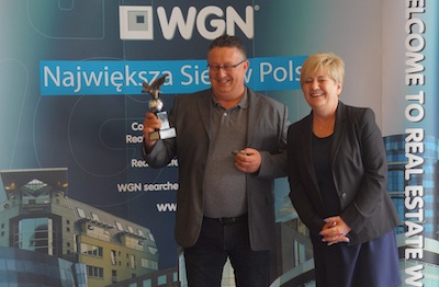 Franczyza nieruchomości czy własna marka?