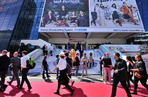 WGN na Międzynarodowych Targach MIPIM w Cannes